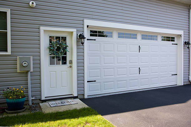 24/7 Emergency Garage Door Panel Replacement experts in Rocky Point, WA